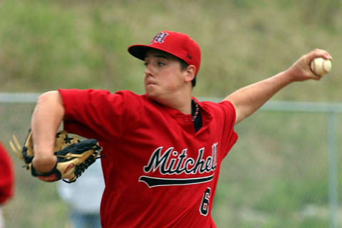 Baseball Falls to Centenary