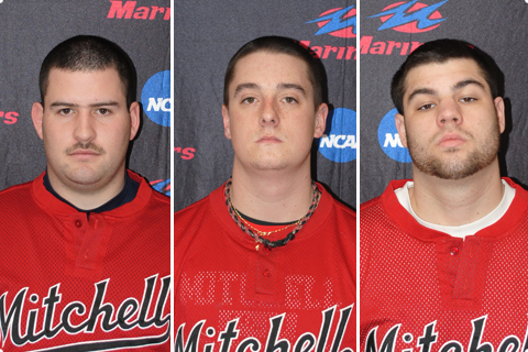 Baseball Sweeps Weekly Conference Honors