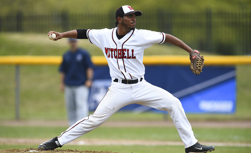 Baseball Stays Alive with 3-2 NCAA Win Over ECSU