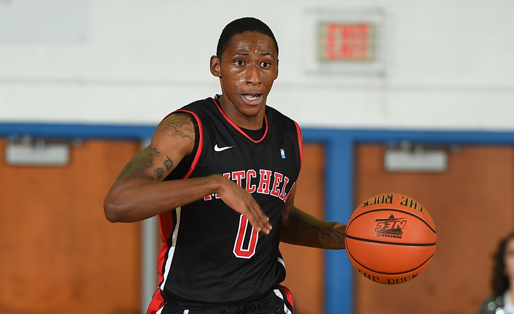 Men's Basketball Battles Back to Top Conn College
