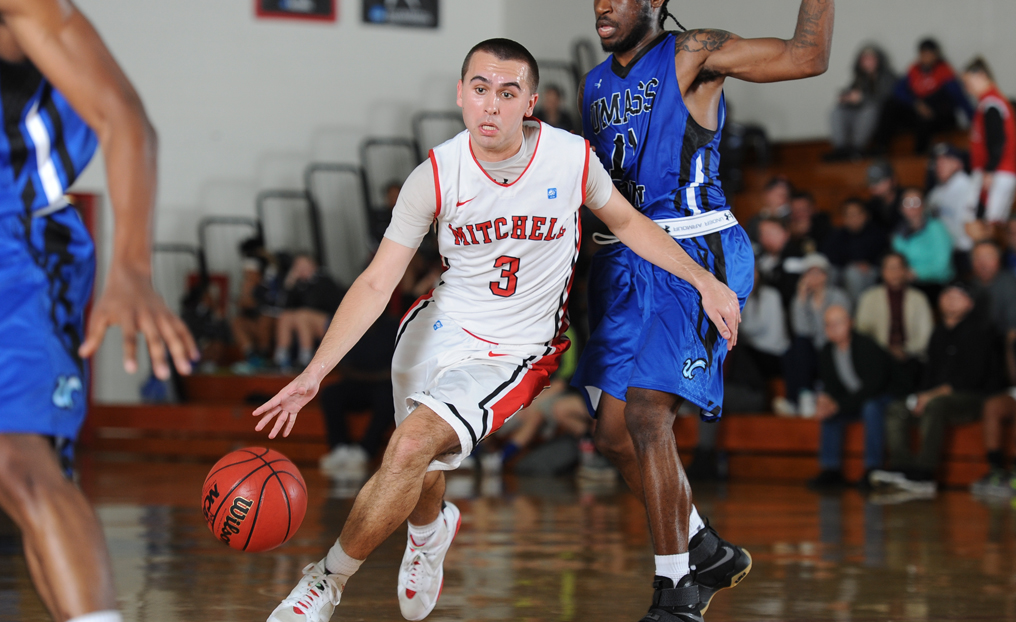 Offense Stalls for MBB in Final Minutes at Wheelock