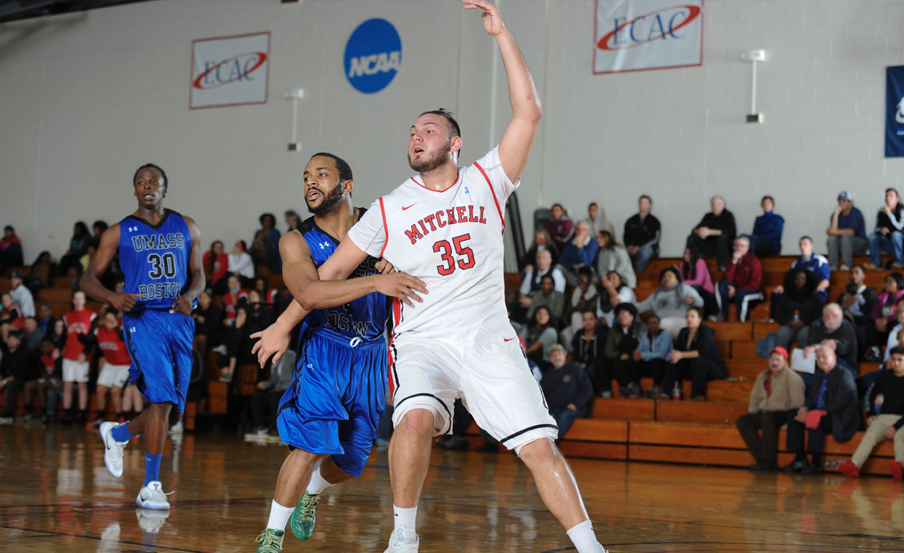 MBB Clinches Postseason Berth with Win Over Newbury
