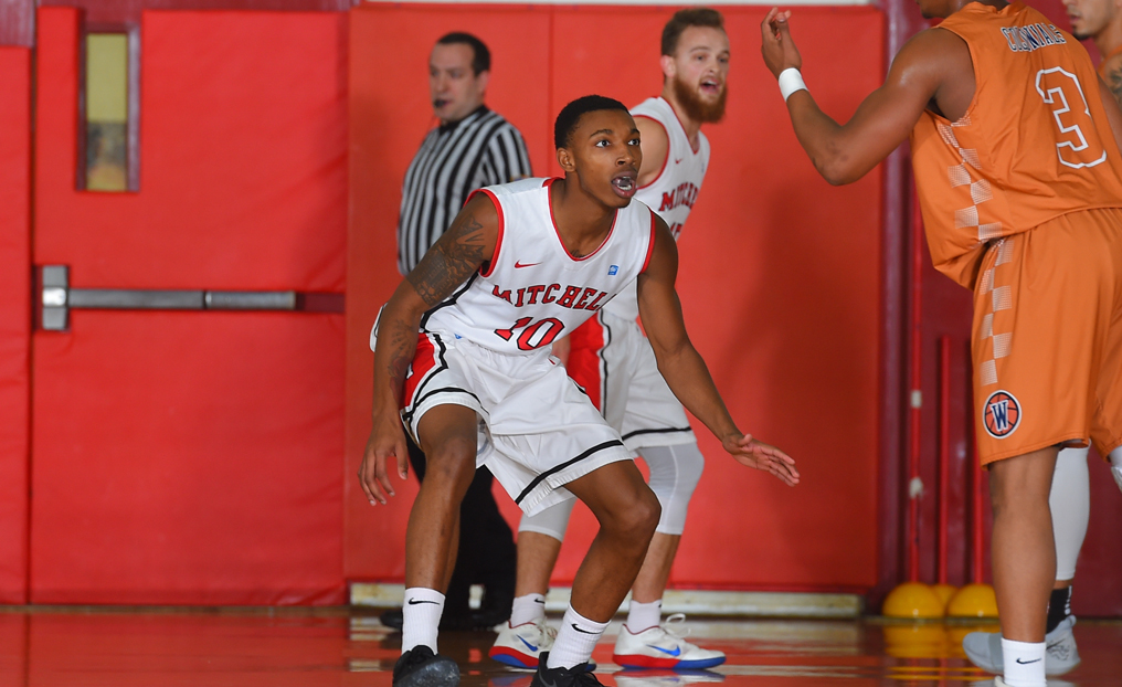 MBB Drops Season Finale at Becker