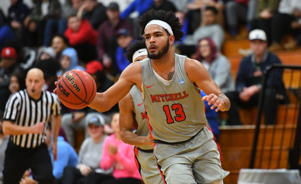 MBB Falls Short at New England College