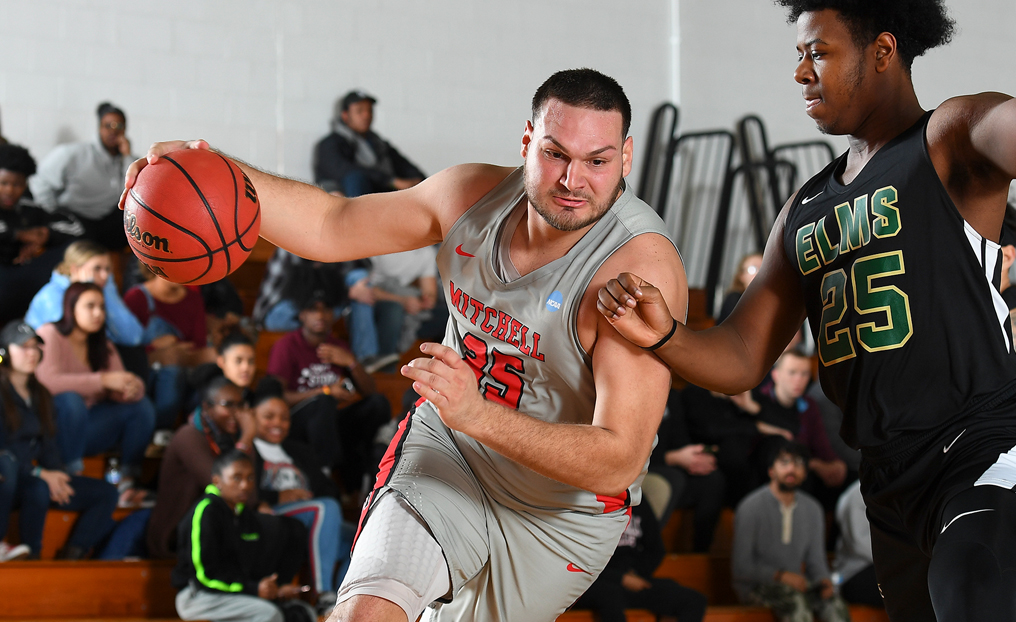 Santiago Selected to D3hoops.com All-Northeast Team
