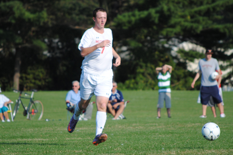 Men's Soccer Falls at Becker