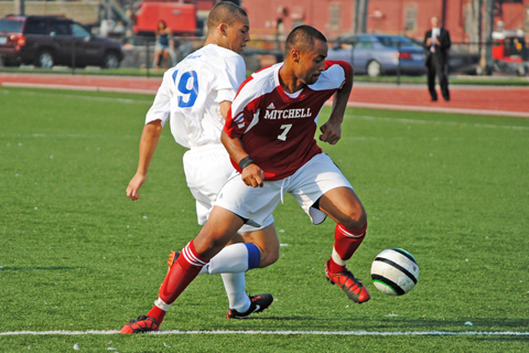 Men's Soccer Falls 2-0 at Daniel Webster