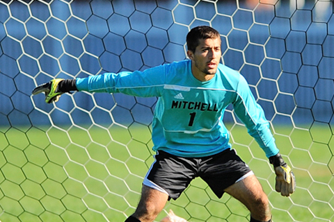 Men's Soccer Clipped in 2OT at Lesley