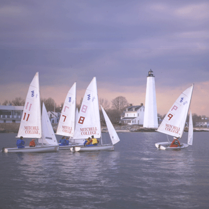 MITCHELL OFF TO STRONG START FOR FALL SAILING