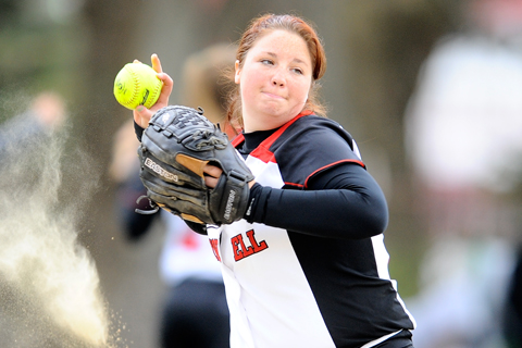 Softball Picks Up First Win of the Season vs. Norwich