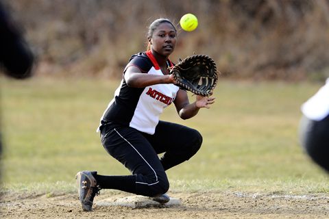 Softball Swept at Newbury