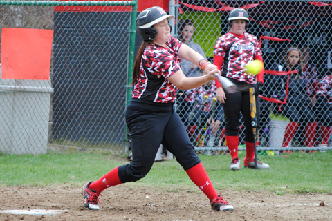 Softball's Riccardi Tabbed NECC Player of the Week