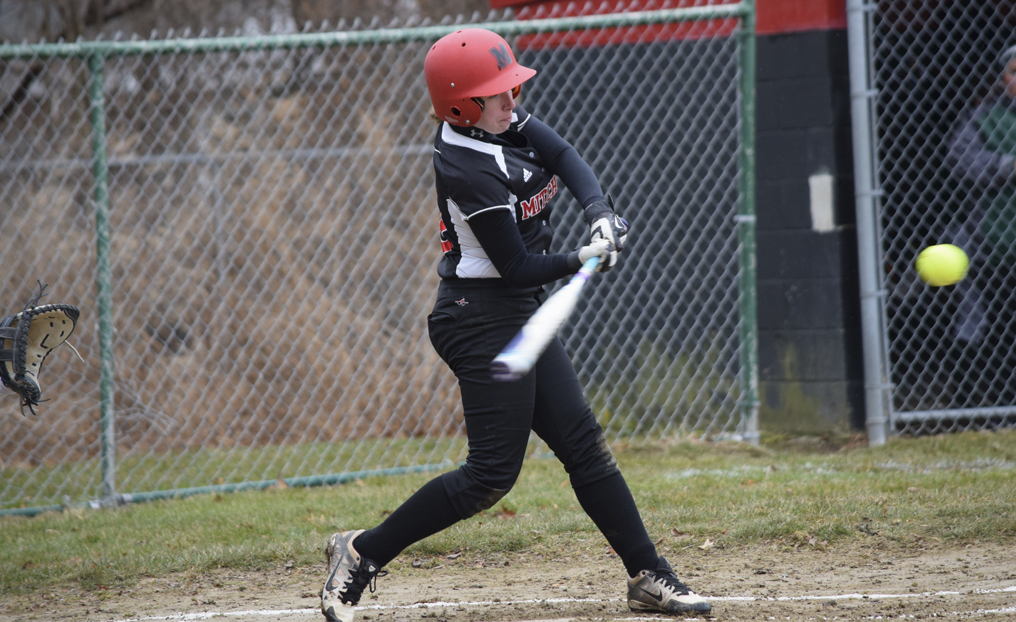 Softball Sweeps Lyndon State