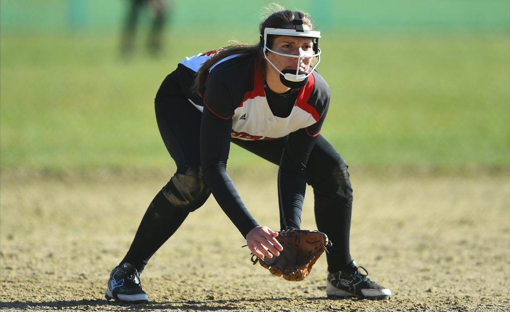 USJ Takes Two From Softball