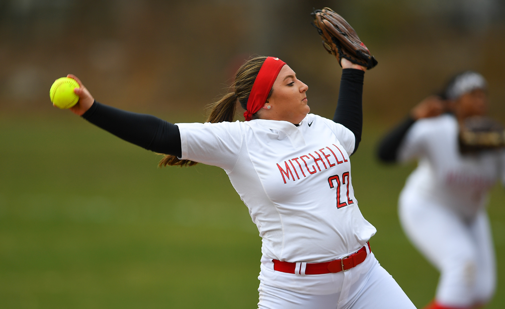 Softball Comes Up Short at Eastern Nazarene