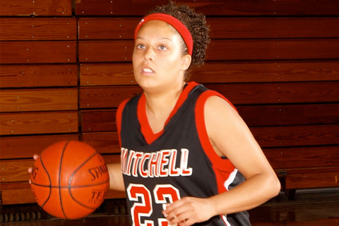 WBB Falls to Regis in Season Opener
