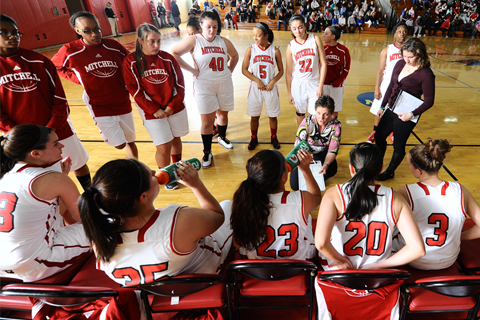 Mitchell WBB Comes Up Short at Becker