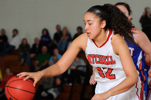 WBB's Streak Snapped by Regis