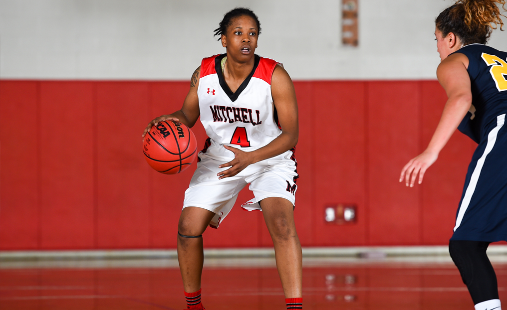 WBB Falls to Regis
