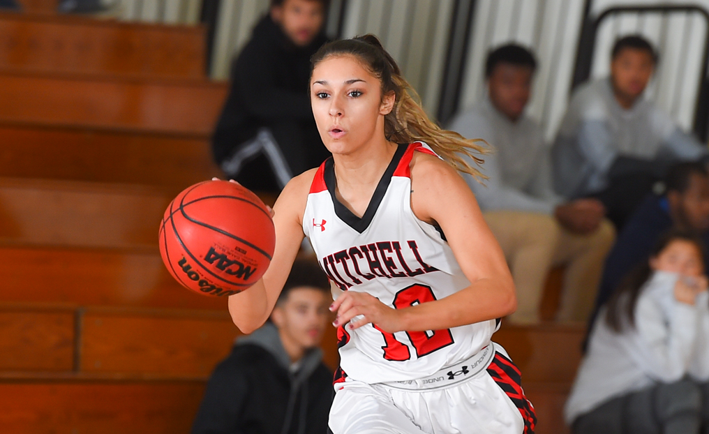 WBB Holds Off Southern Vt.