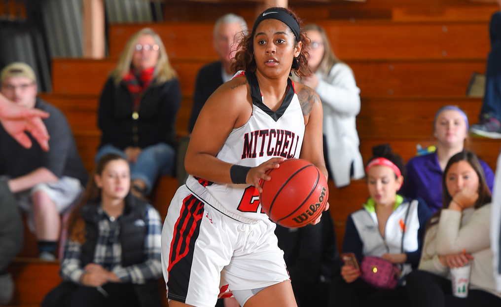 Late Three by Jones Pushes WBB Past Becker