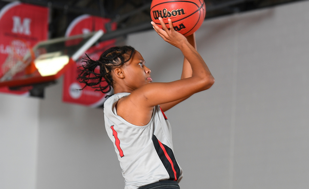 Offense Shifts Into High Gear as WBB Wins at Lesley
