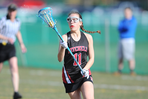 Women's LAX Picks Up Win at Albertus Magnus