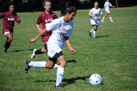 Women's Soccer Powers to 4-1 Win