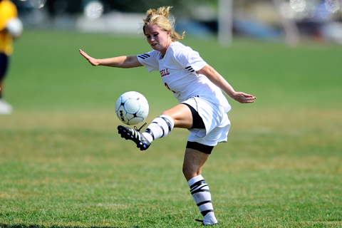 Women's Soccer Falls 6-0 at Johnson State
