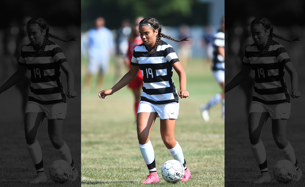 Women's Soccer Earns First NECC Win vs. Newbury