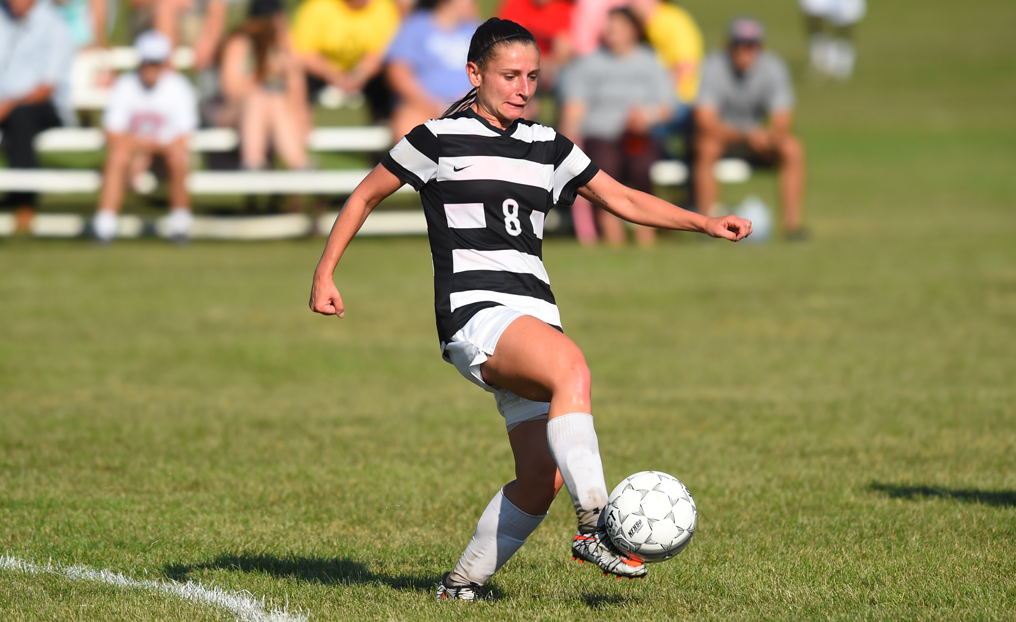 Women's Soccer Shuts Out Wheelock in Regular Season Finale