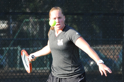 Women's Tennis Picks Up First Win