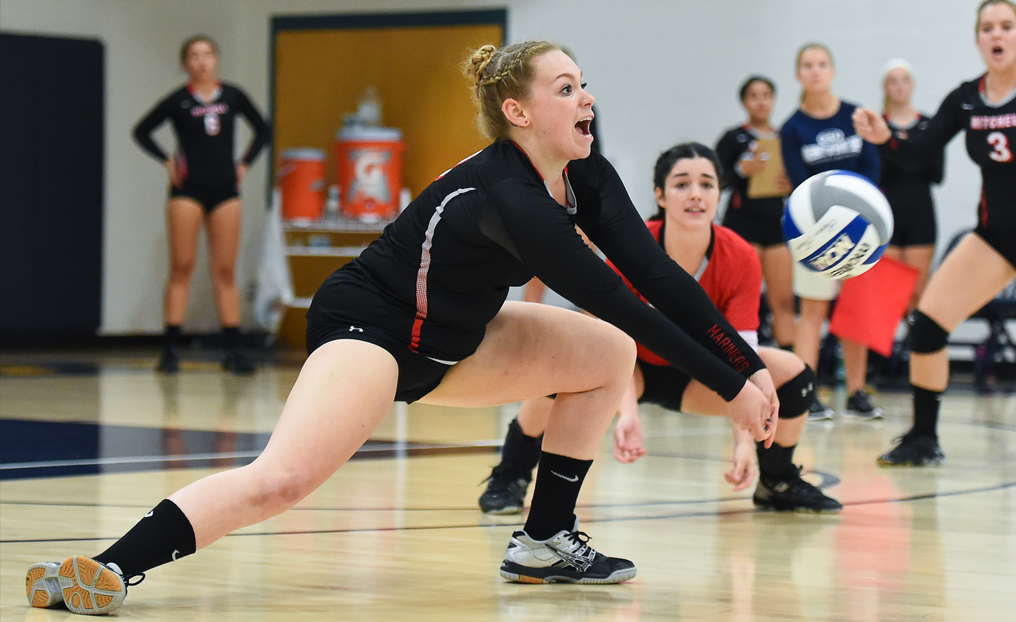 Volleyball Falls 3-1 to Lesley
