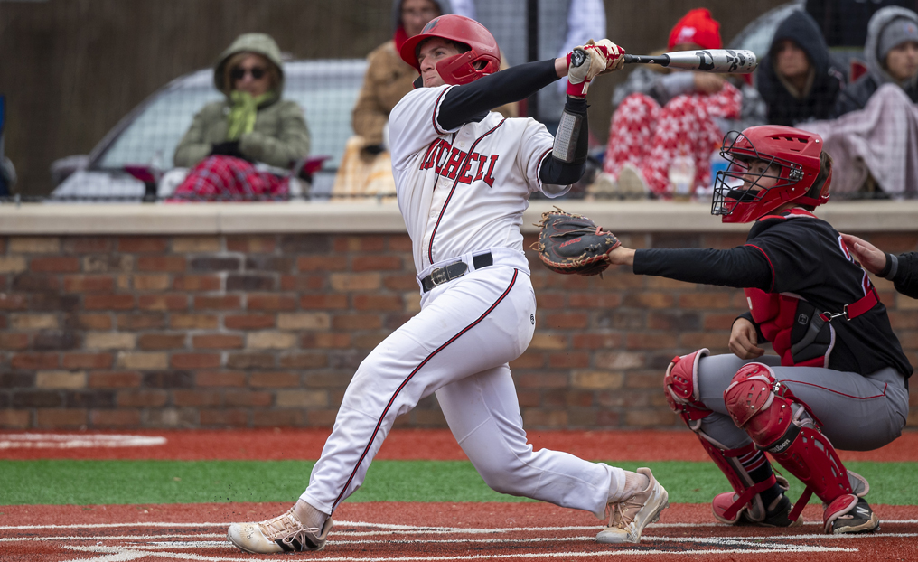 Baseball Lets One Slip Away at Lesley