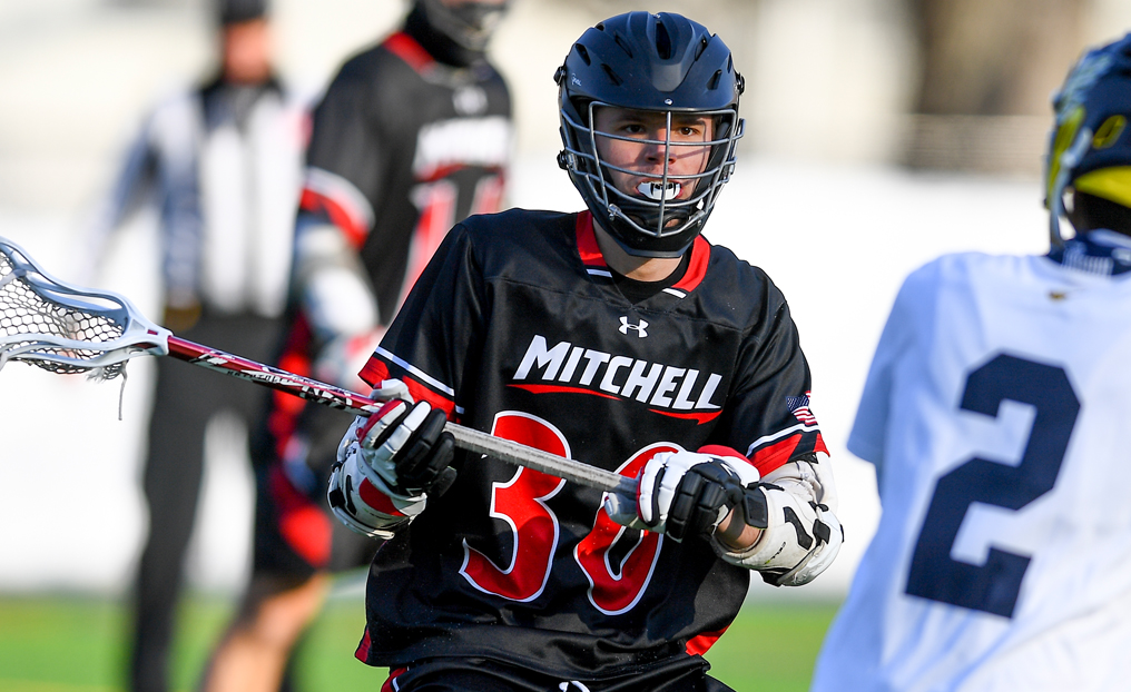 Men's LAX Tripped Up at Dean