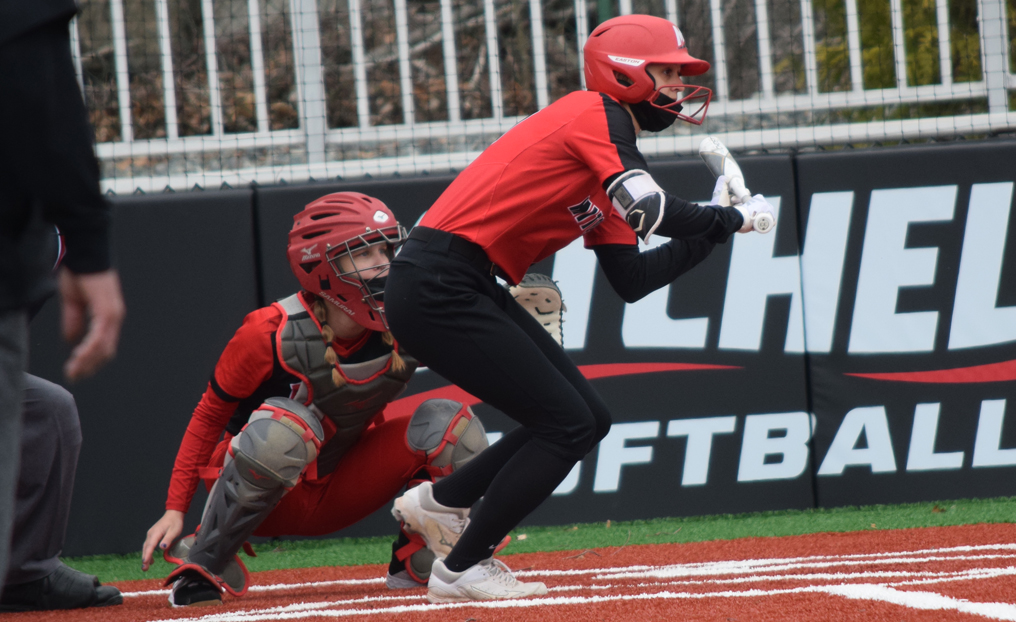 Softball Edged by Lesley