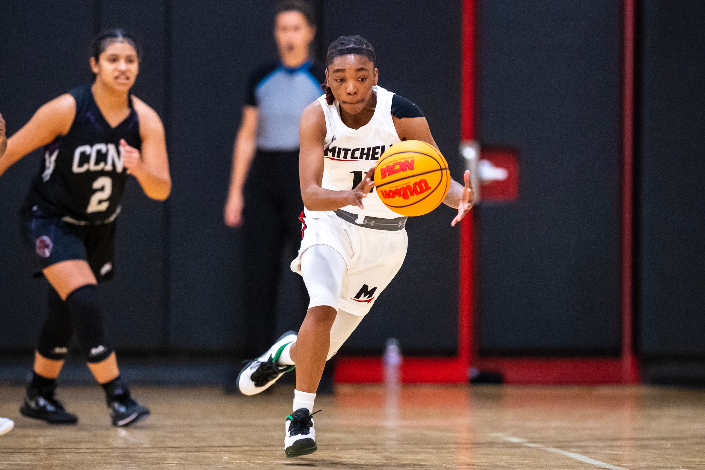 WBB Runs Away From Dean