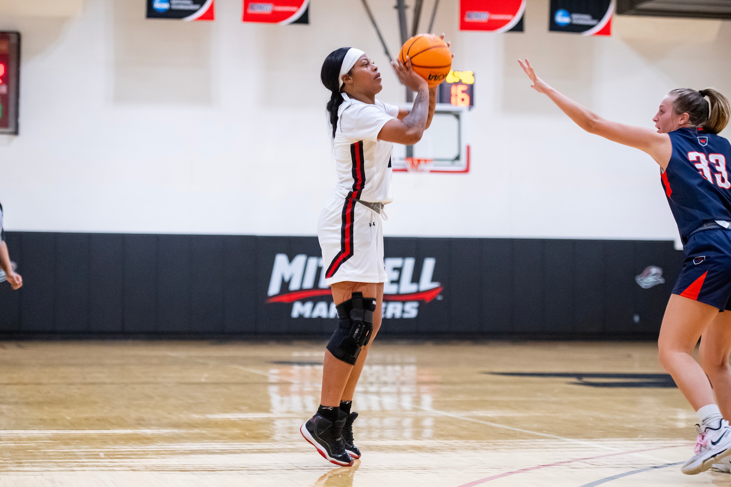 Women&rsquo;s Basketball Closes Semester with Loss to Eagles