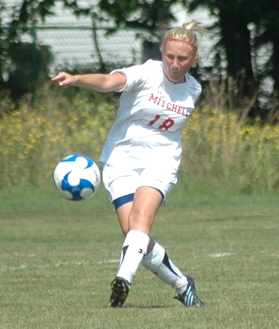 Women's Soccer Falls Short Against Anna Maria