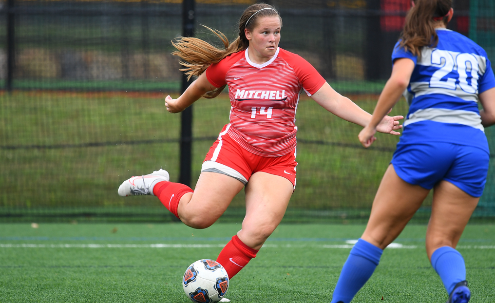 Women's Soccer Falls 2-0 to Anna Maria